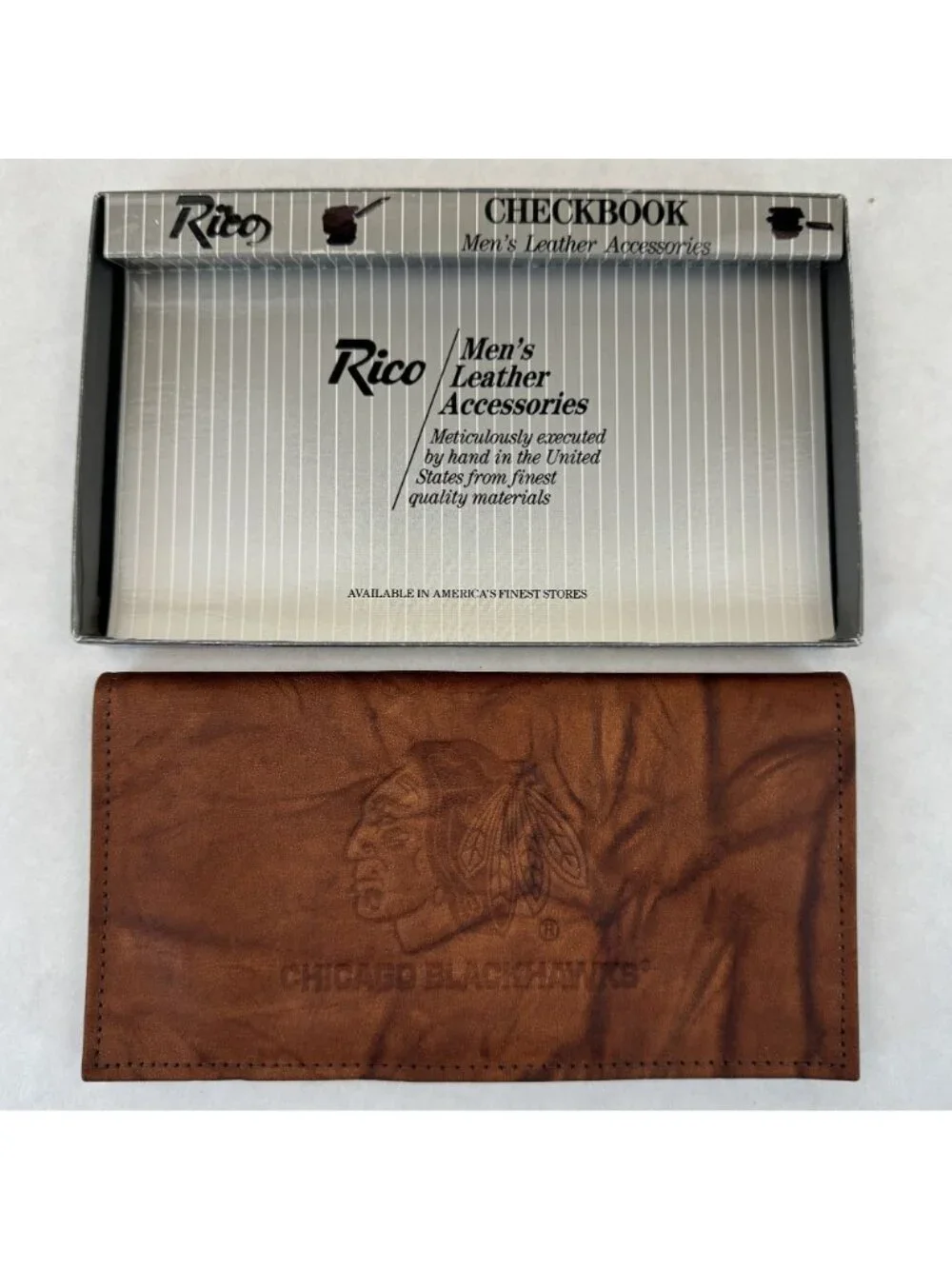 Chicago Blackhawks Genuine Leather Checkbook Cover Wallet NHL Embossed Rico NEW - Picture 6 of 11
